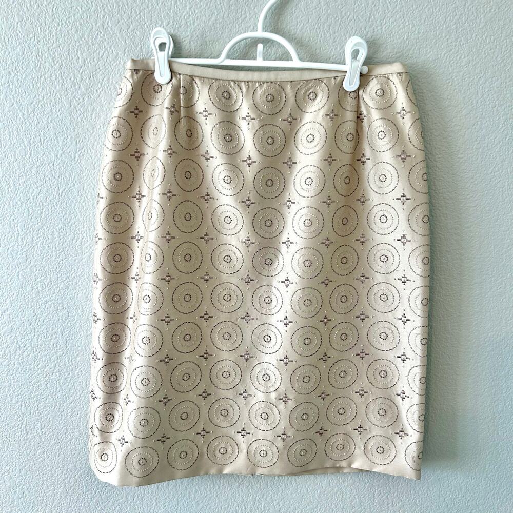 Talbots Petite 100% silk embroidered lined beige knee length skirt 16p**
